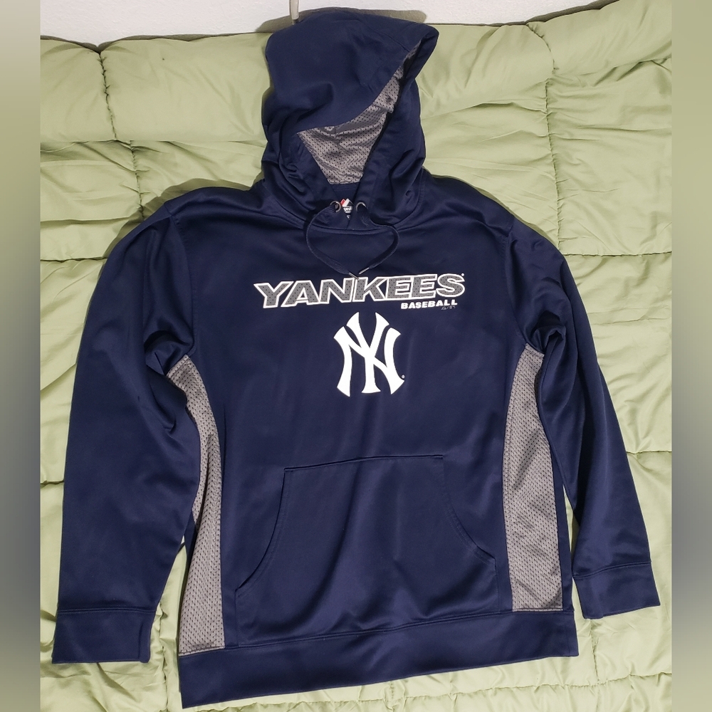 New York Yankees Majestic Authentic Large Pullover Hoodie New Without Tags